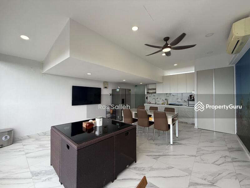 Condominium for Sale: Pasir Ris, D18, 518166
