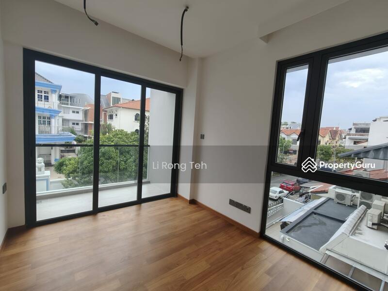  KEMBANGAN BRAND NEW SEMI D! READY TO VIEW!