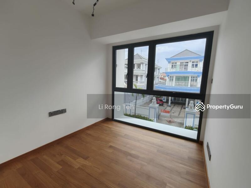  KEMBANGAN BRAND NEW SEMI D! READY TO VIEW!