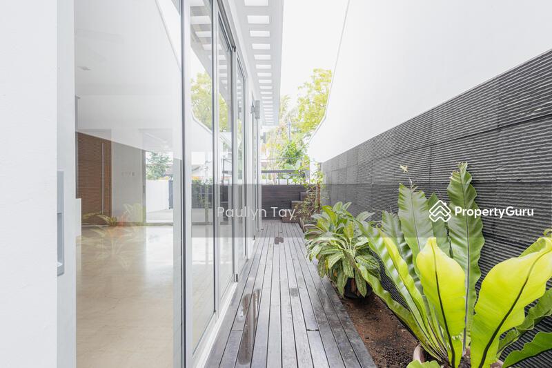 Semi-Detached for Sale: Serangoon, D19, 555008
