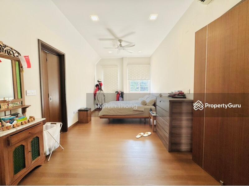 Semi-Detached for Sale: Holland, D10, 279120