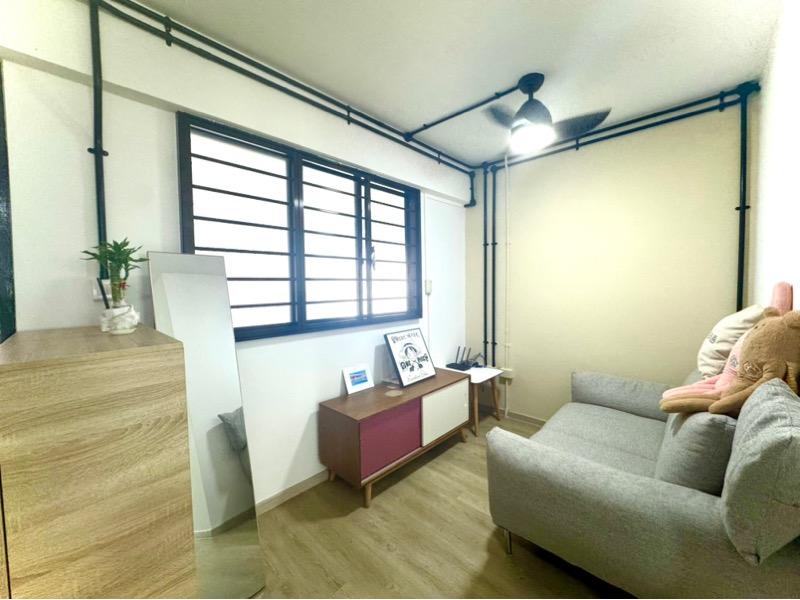 Prop-GPT: HDB Apartment: D07 Rocher 269B Queen Street
