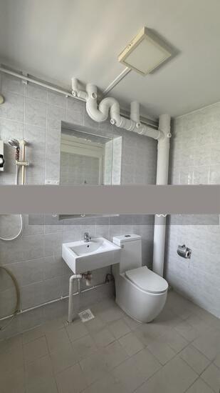 711 Pasir Ris Street 72 HDB Apartment For Sale, $1,080,000, 4 Bed 2 Bath 1,539 sqft $702.00 psf