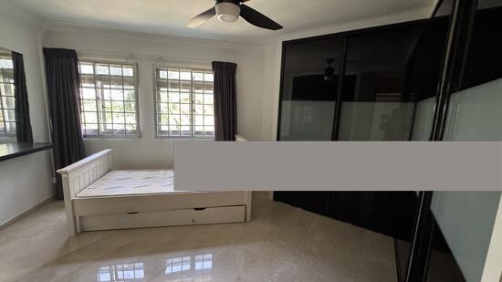711 Pasir Ris Street 72 HDB Apartment For Sale, $1,080,000, 4 Bed 2 Bath 1,539 sqft $702.00 psf