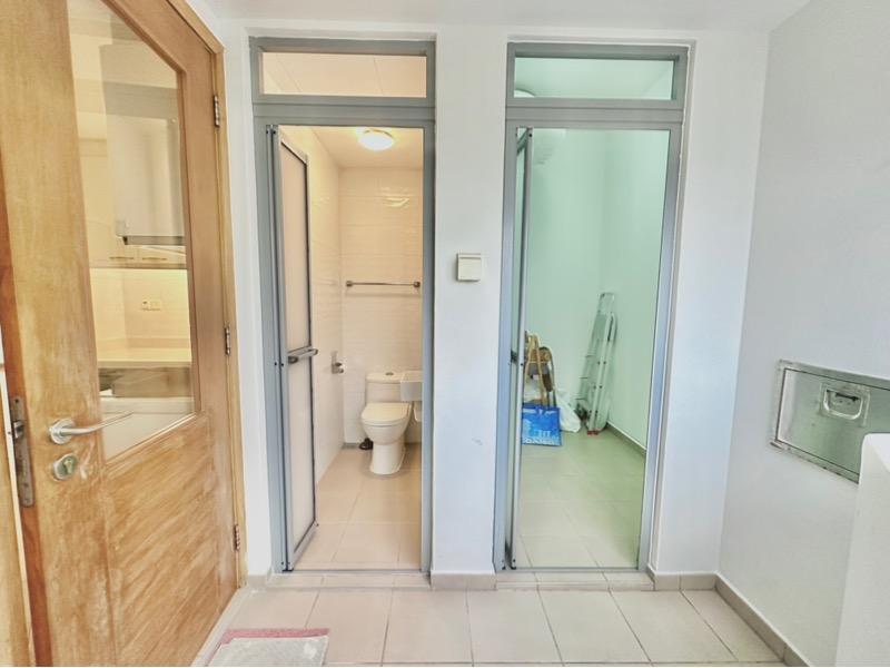 Condominium for Sale: Keppel, D04, 098651