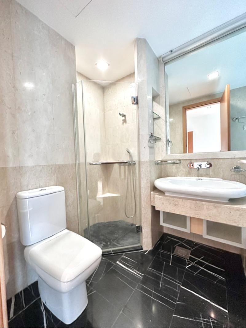 Condominium for Sale: Keppel, D04, 098651