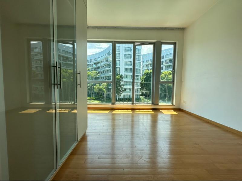 Condominium for Sale: Keppel, D04, 098651