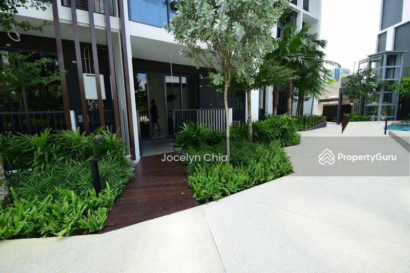 Prop-GPT: Condominium: D19 Upper Paya Lebar Botanique at Bartley