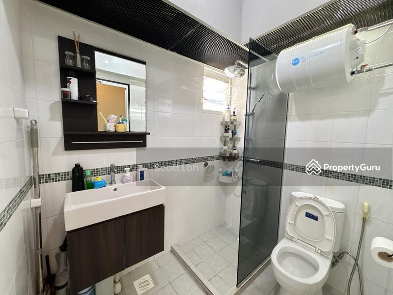 HDB Flat for Sale: Yishun, D27, 761317