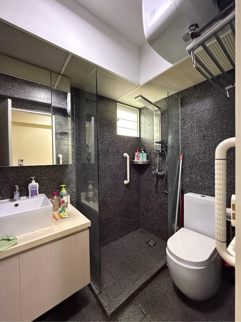 318C Yishun Greenwalk HDB Apartment For Sale, $758,888, 4 Bed 2 Bath 1,205 sqft $630.00 psf