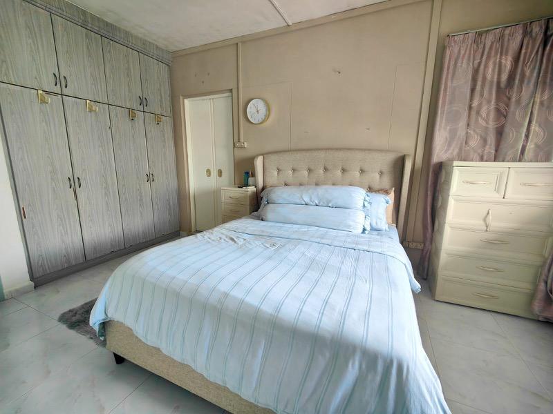 122 Lorong 2 Toa Payoh HDB Apartment For Sale, $1,018,000, 3 Bed 2 Bath 1,087 sqft $937.00 psf