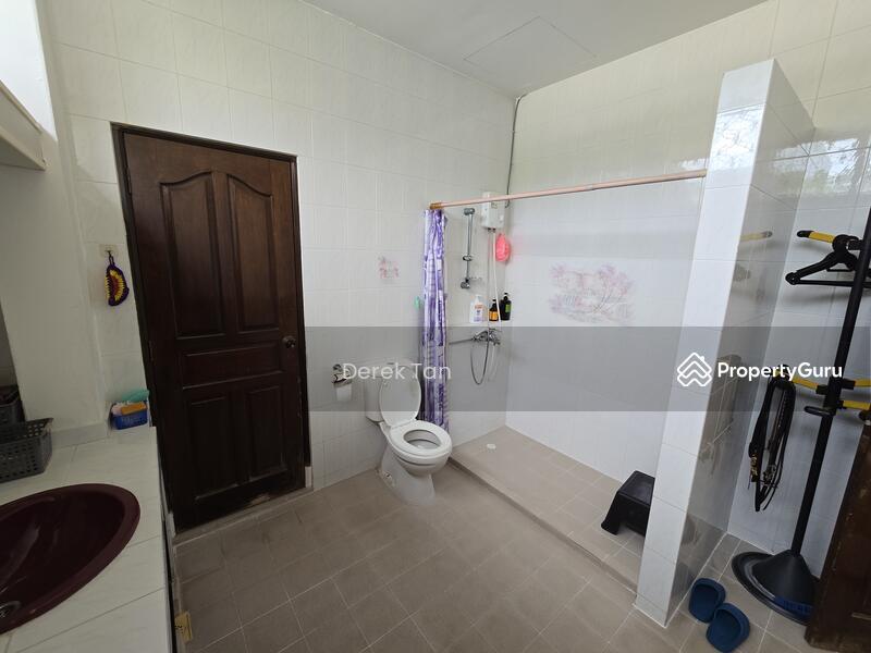 Coronation road west