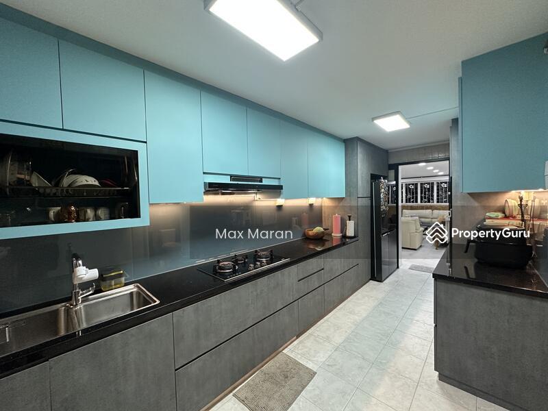 Prop-GPT: HDB Flat: D27 Yishun 787 Yishun Ring Road