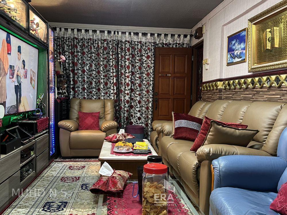 Prop-GPT: HDB - 3 room: D27 Yishun Chong Pang View