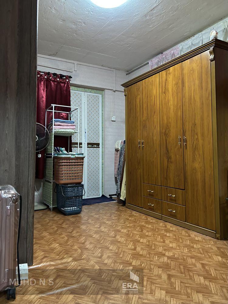 HDB - 3 room for Sale: Yishun Street 11, Yishun, D27, 760125