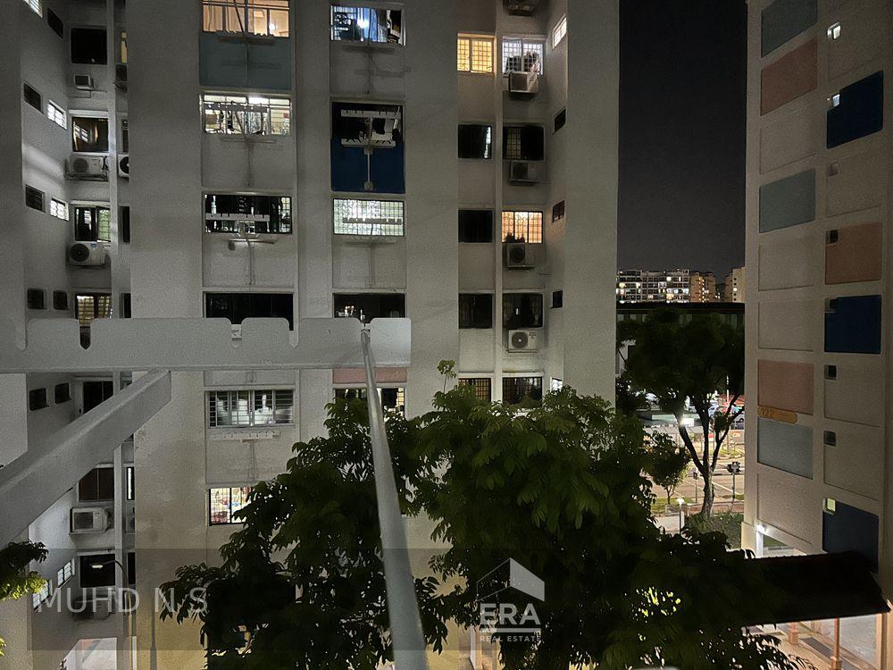 HDB - 3 room for Sale: Yishun Street 11, Yishun, D27, 760125