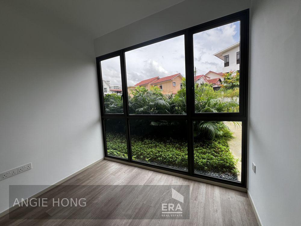 Condominium for Sale: Canberra Drive, Yishun, D27, 769990