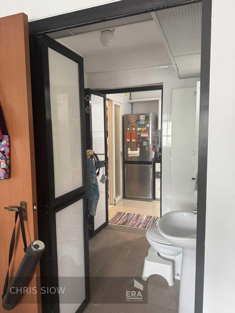 HDB - 1 room for Sale: Montreal Link, Sembawang, D27, 752593