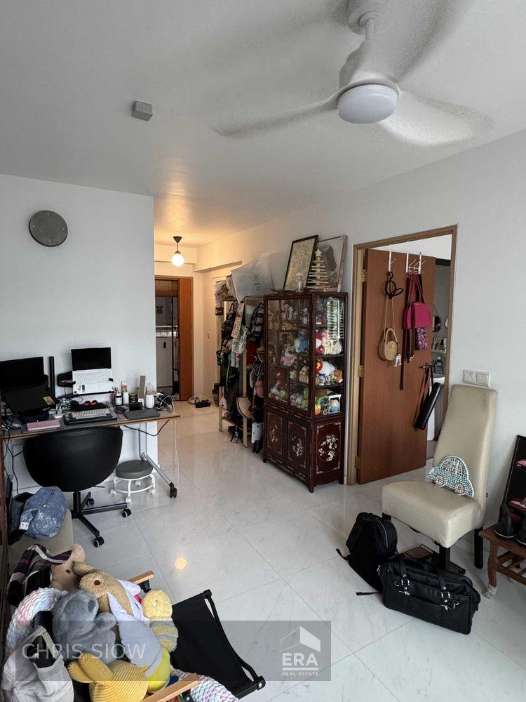 HDB - 1 room for Sale: Montreal Link, Sembawang, D27, 752593