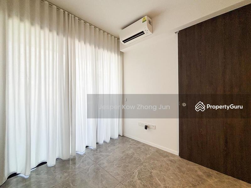 Prop-GPT: Condominium: D07  The M