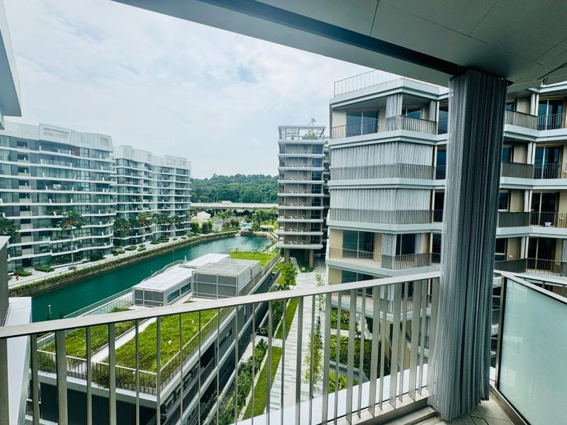 Prop-GPT: Condominium: D04 Harbourfront The Reef at King's Dock