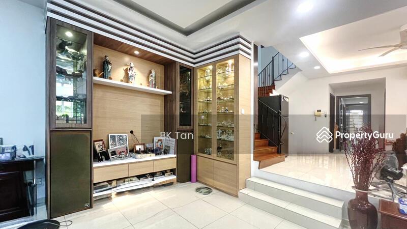 Prop-GPT: Semi-Detached: D22 Boon Lay Westville