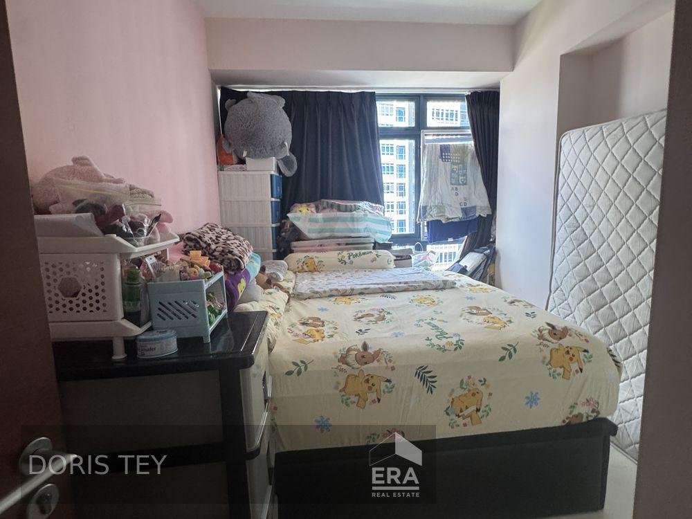 Prop-GPT: Condominium: D08  City Square Residences
