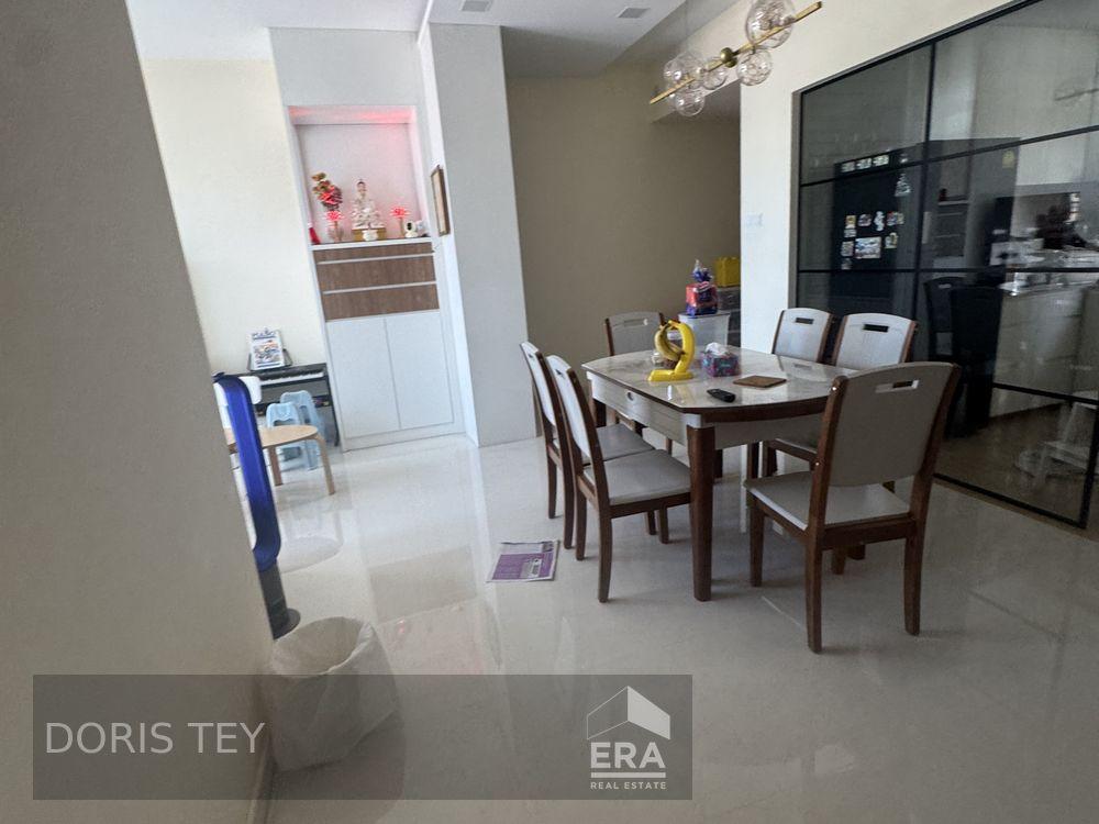 Bright & Breezy Prime City Fringe Next to Mrt & Mall