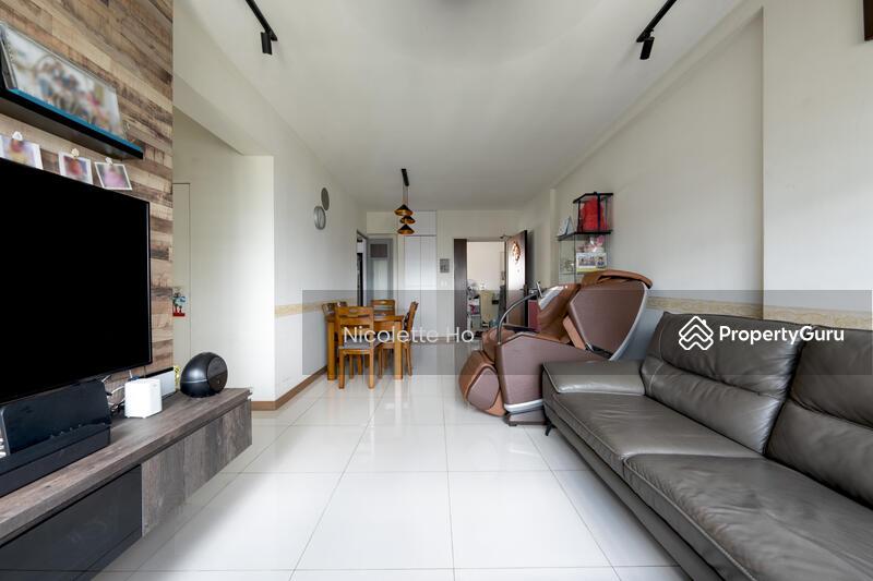 Prop-GPT: HDB Flat: D27 Yishun 479B Yishun Street 42