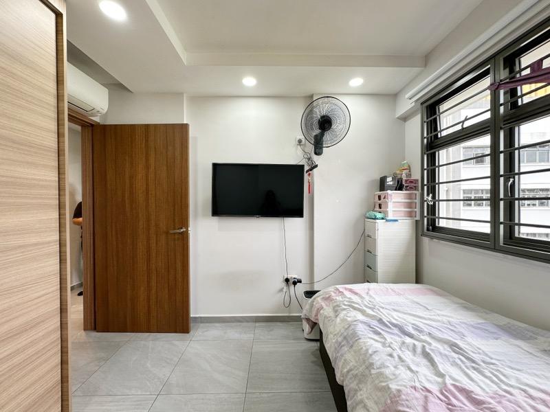 HDB Apartment for Sale: Yishun, D27, 761478