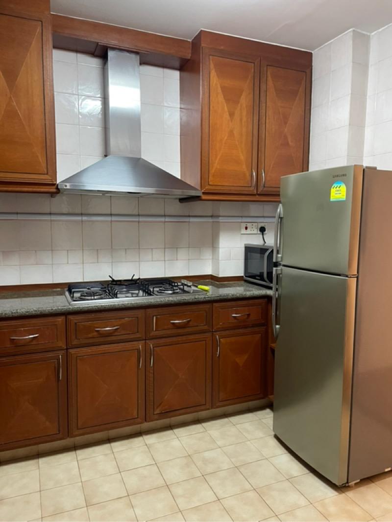 Dover Parkview Condominium For Sale, $1,480,000, 2 Bed 3 Bath 936 sqft $1,581.00 psf