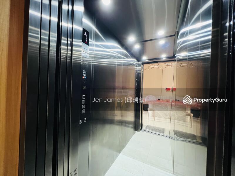 Freehold 3.5 Storey Terrace with Private Lift @ Heart Of East Coast! 1km Tao Nan Primary