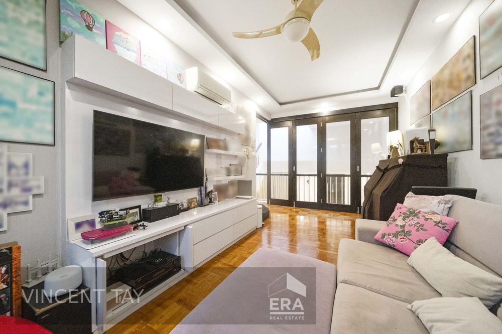 Prop-GPT: Terrace: D14  D14 Inter Terrace