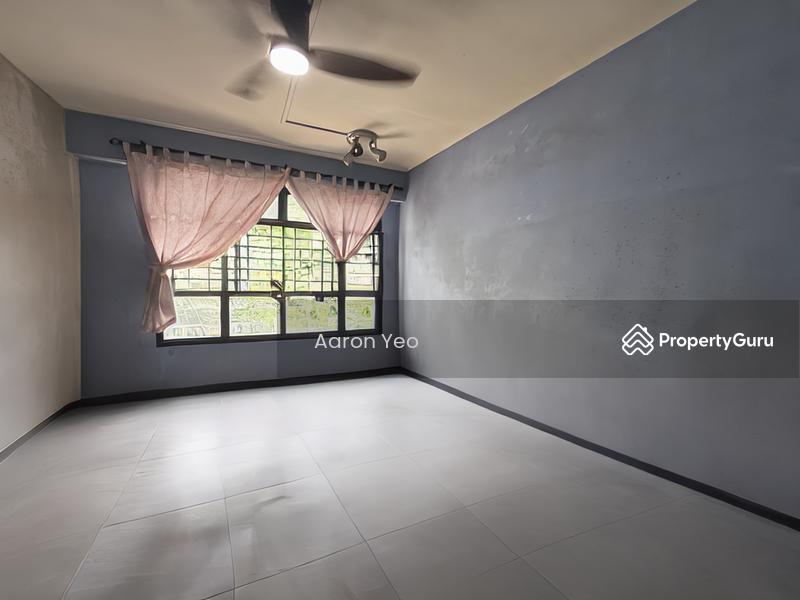 Prop-GPT: HDB Flat: D28 Seletar 470A Fernvale Link