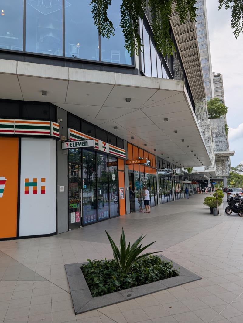 The Hillier Condominium For Sale, $920,000, 1 Bed 1 Bath 624 sqft $1,474.00 psf