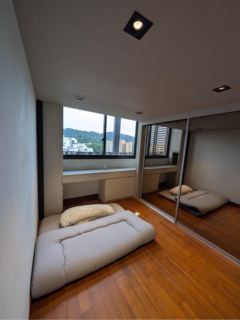 The Hillier Condominium For Sale, $920,000, 1 Bed 1 Bath 624 sqft $1,474.00 psf