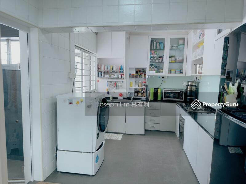 877 Yishun Street 81