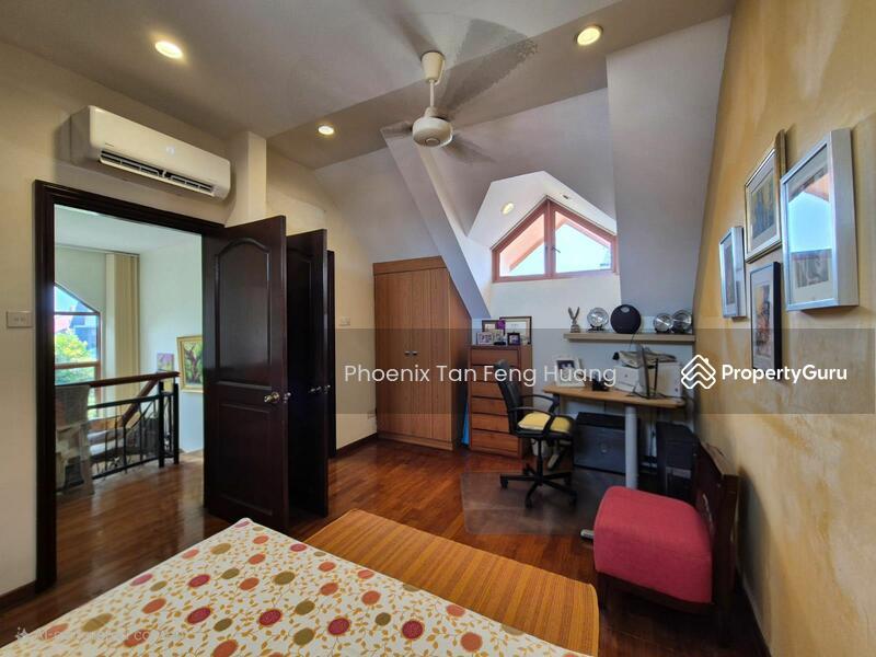 999-Lh Corner Terrace with basement, Walk to Serangoon Garden Circus