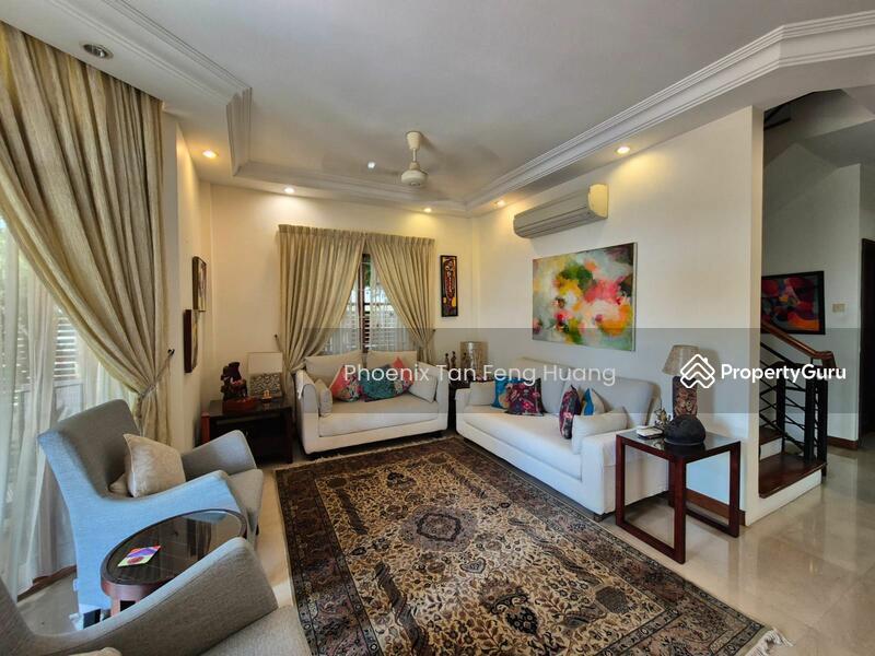 999-Lh Corner Terrace with basement, Walk to Serangoon Garden Circus