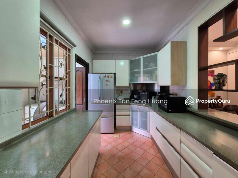 999-Lh Corner Terrace with basement, Walk to Serangoon Garden Circus