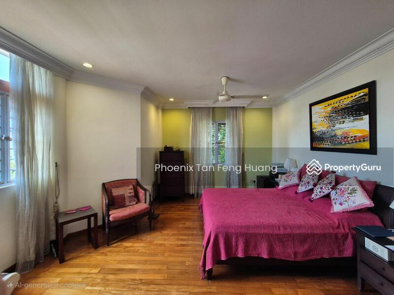 999-Lh Corner Terrace with basement, Walk to Serangoon Garden Circus