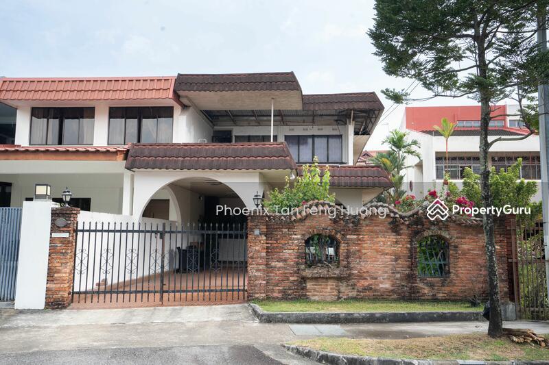 Prop-GPT: Semi-Detached: D19  2 Sty Freehold Corner Terrace Walk to MRT @ $15xx PSF