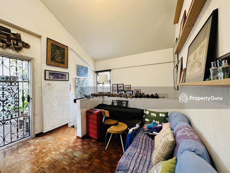 Prop-GPT: Condominium: D28  Grande Vista