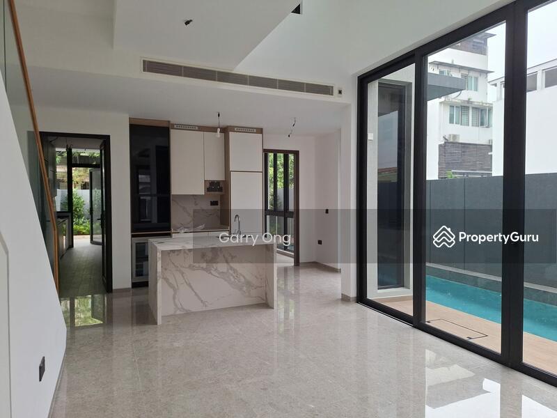  Brand New Corner Terrace Park 2-3 CarsWalk to MRT Garry 97772037