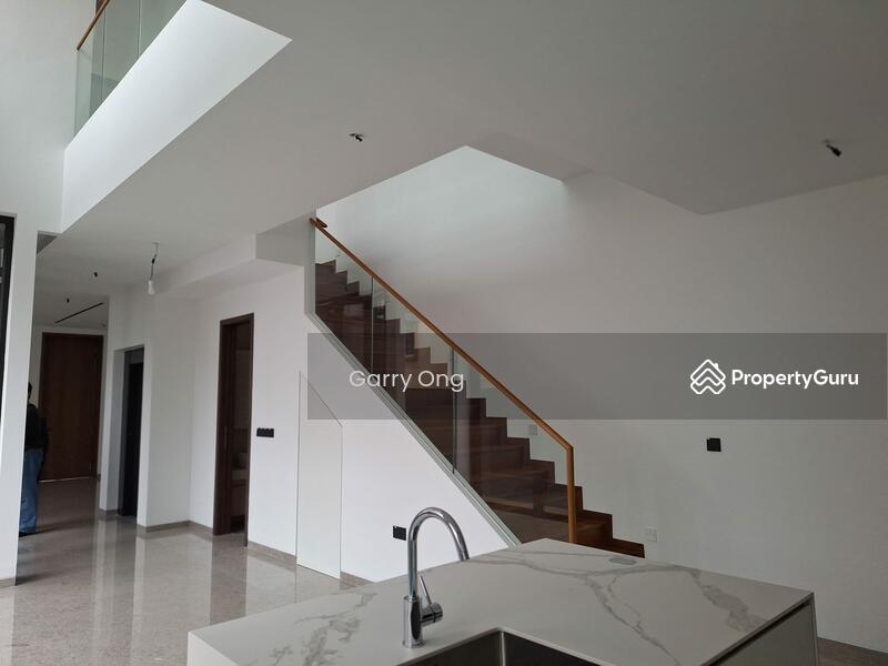  Brand New Corner Terrace Park 2-3 CarsWalk to MRT Garry 97772037