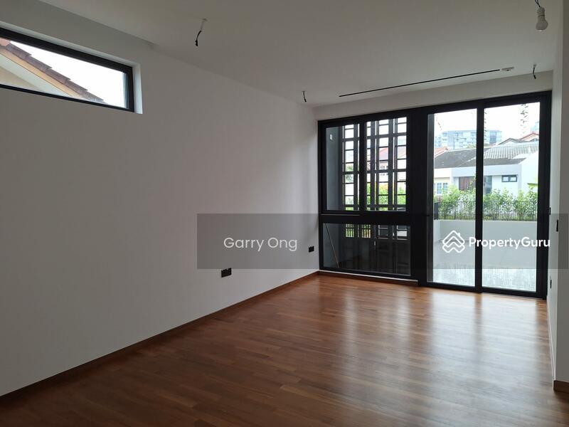  Brand New Corner Terrace Park 2-3 CarsWalk to MRT Garry 97772037