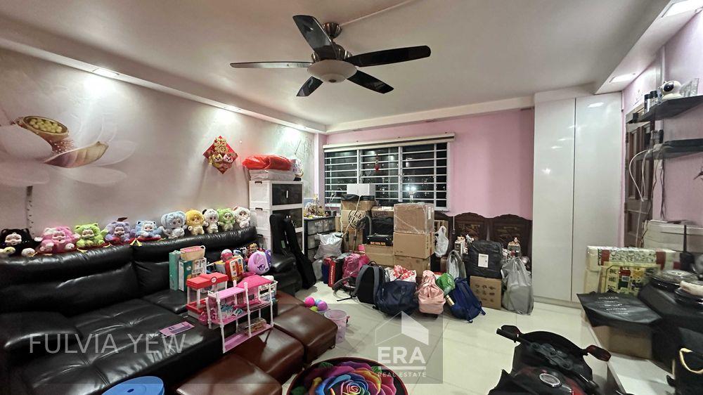 HDB - 3 room for Sale: Bedok North Avenue 3, Bedok, D16, 460508
