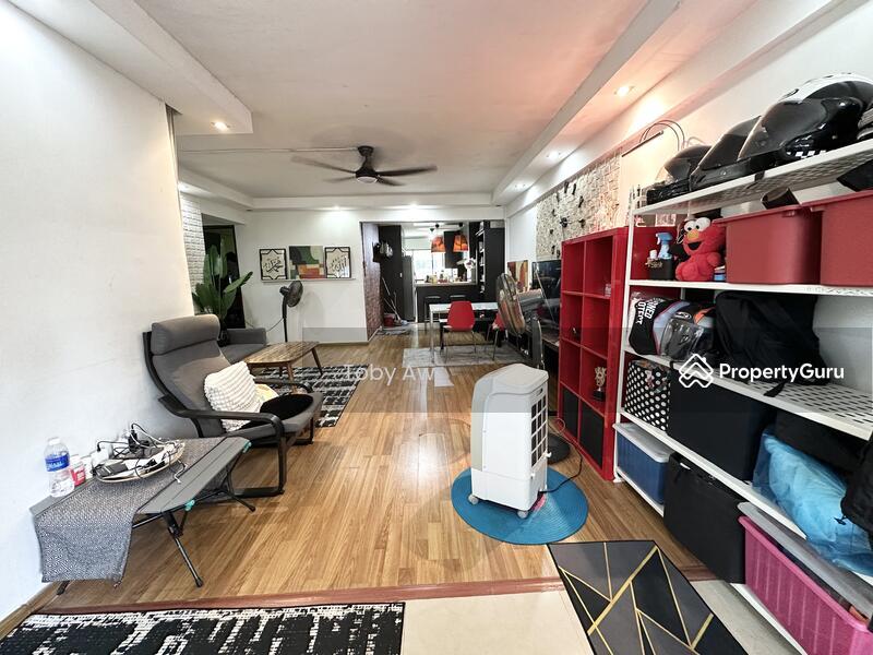 Prop-GPT: HDB Flat: D27 Yishun 201 Yishun Street 21