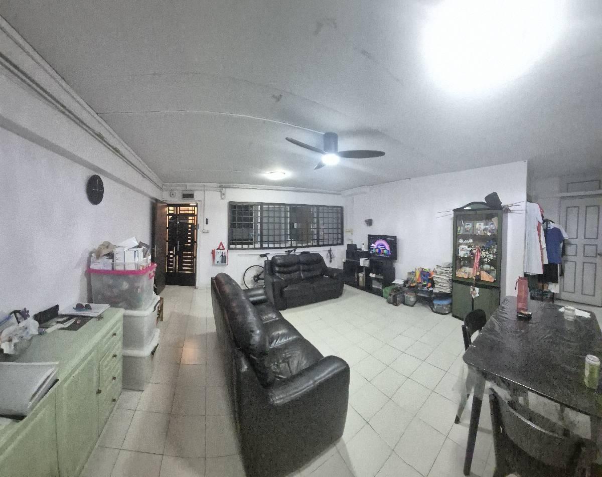 HDB Apartment for Sale: Yishun, D27, 760853