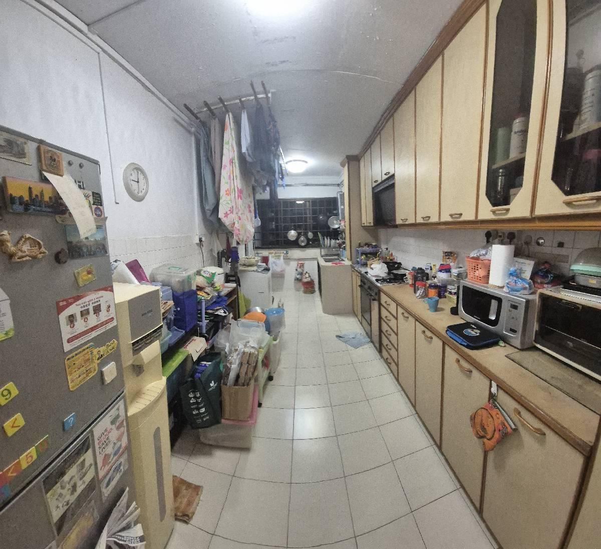 HDB Apartment for Sale: Yishun, D27, 760853